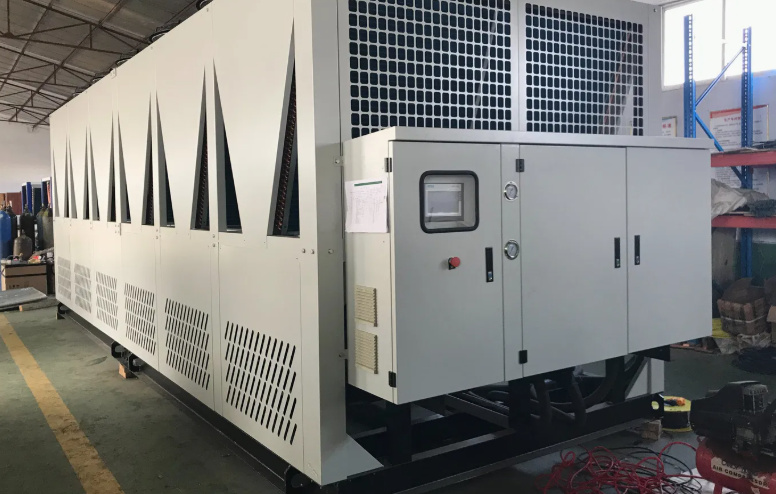 Injection Molding Machine